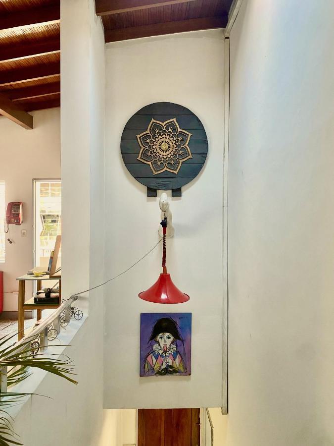 Casa Almarita - Hostal, Bar Y Restaurante Guest house Medellin